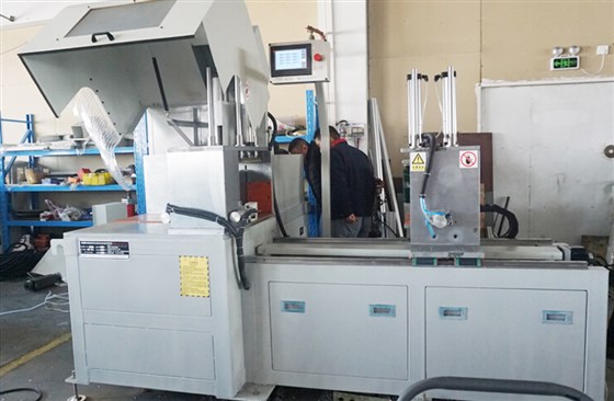 數控切鋁機 數控切鋁機